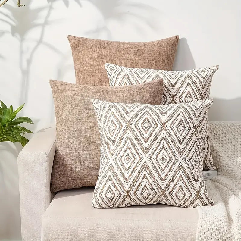 Looméa 4-Piece Minimalist Throw Pillow Set